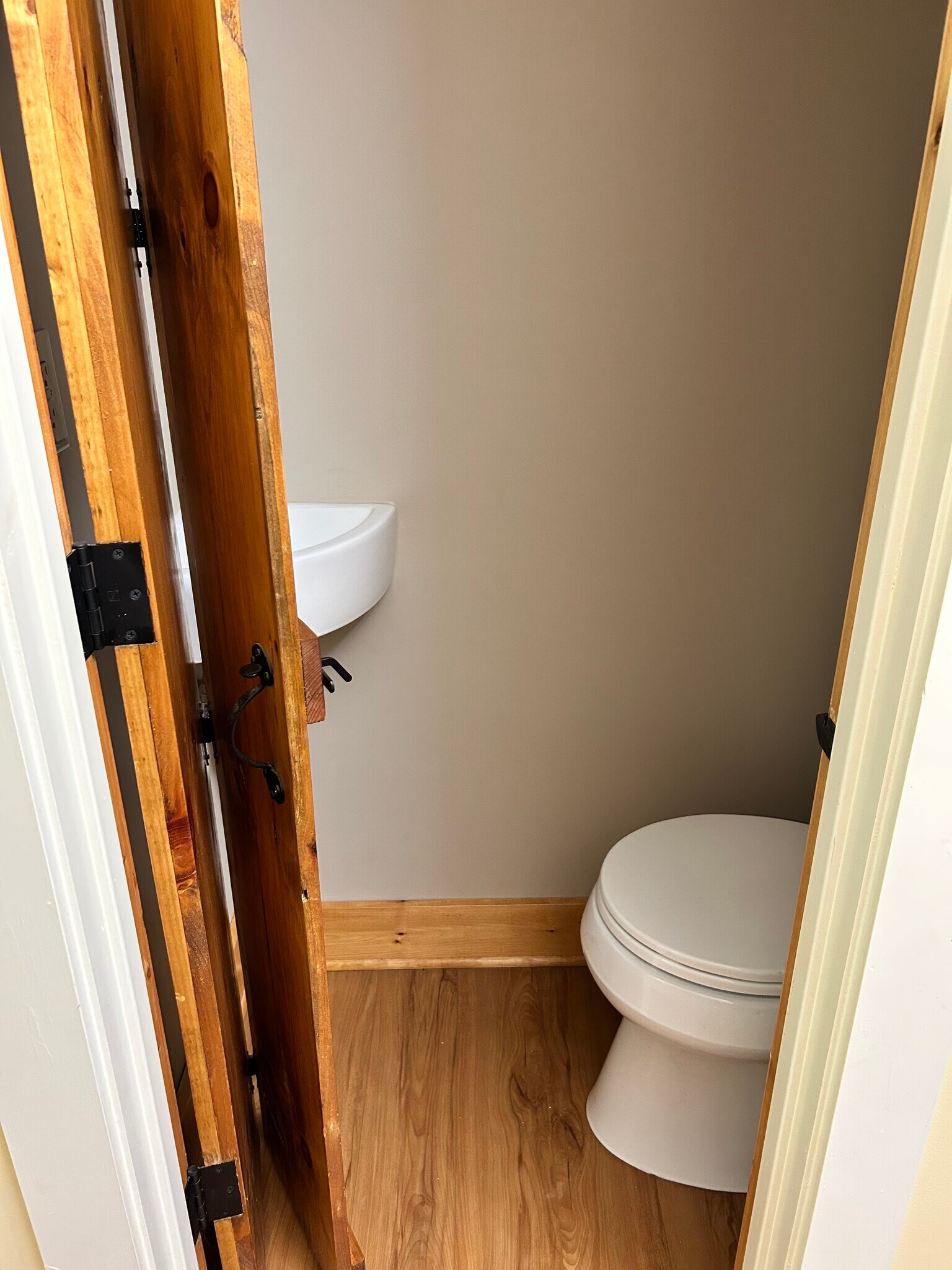 Half bath - 1343 Wares Gap Rd