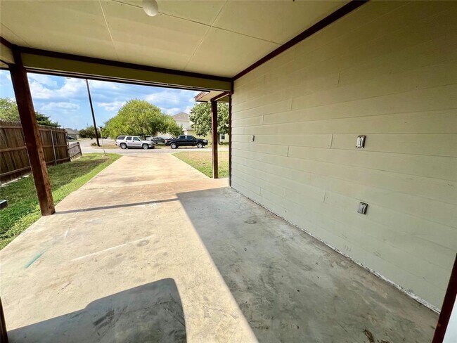 Building Photo - 1295 Harper Trl