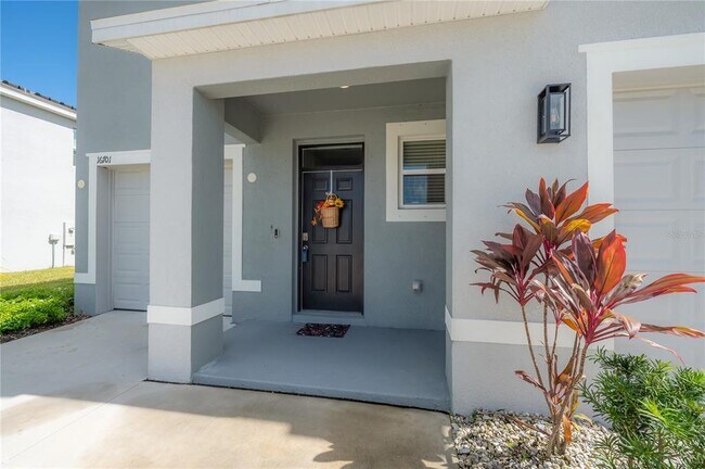 Building Photo - 16701 Maude Dr
