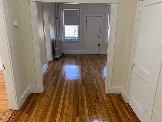 Building Photo - 8 Egremont Rd