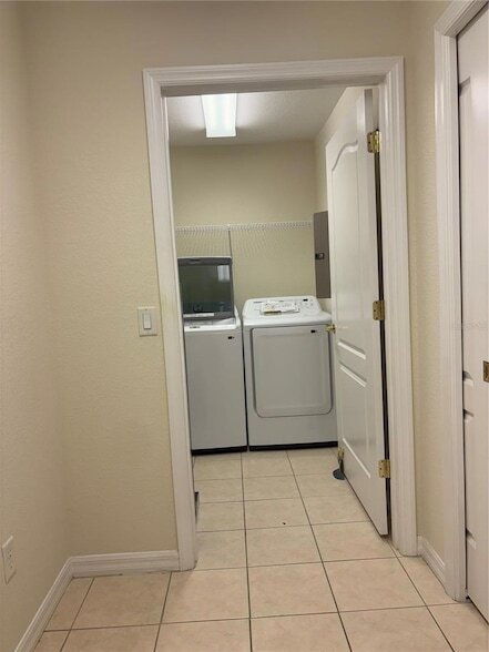 Building Photo - 150 L Pavia Blvd