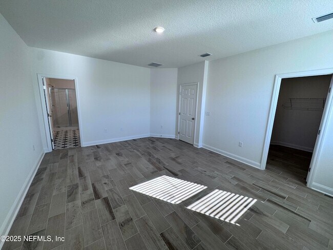 Building Photo - 11156 Spring Meadows Road Unit