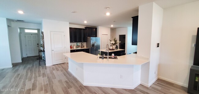 Building Photo - 3853 Heatherbrook Pl