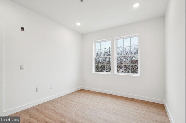 Building Photo - 4181 Mantua Ave