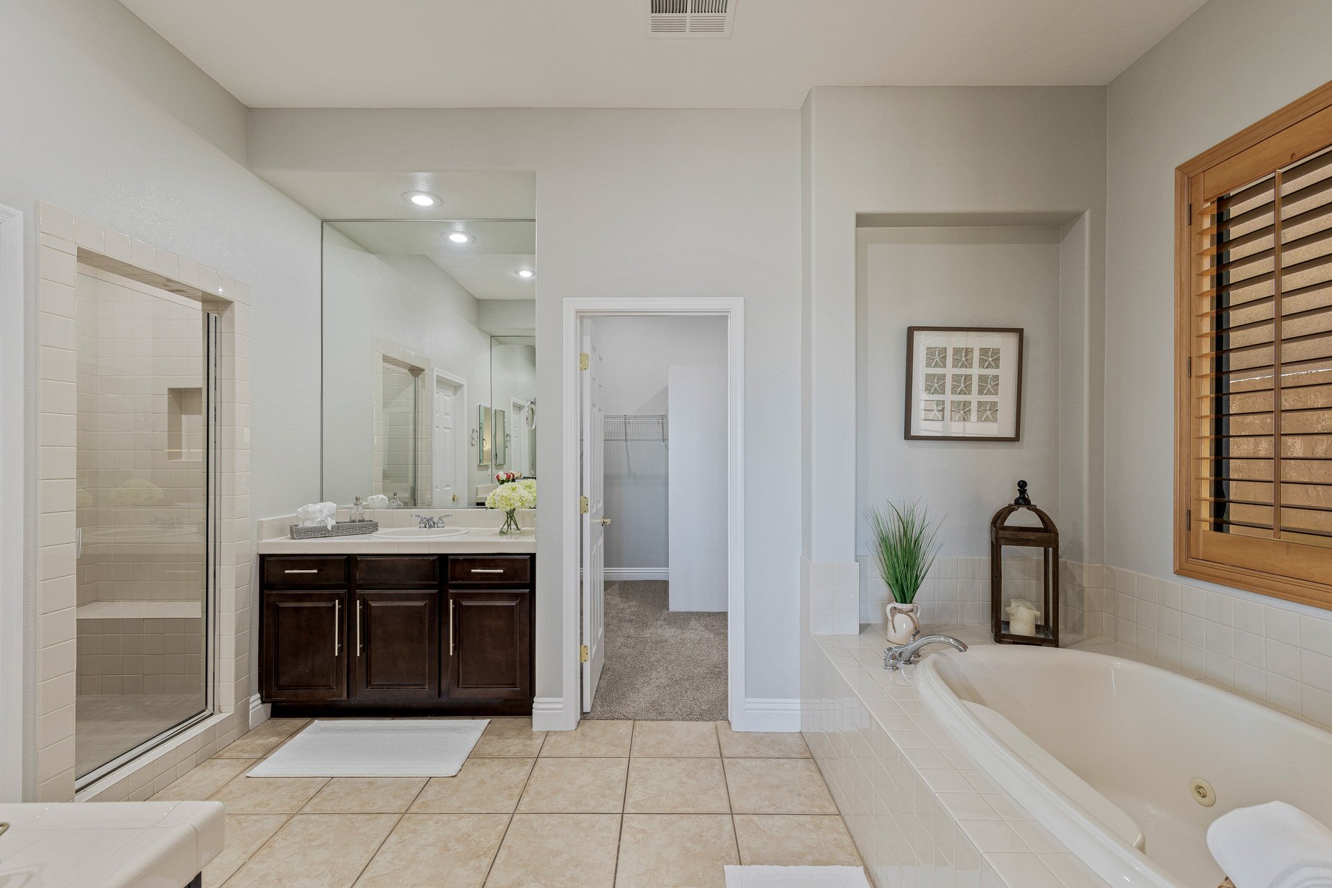 Building Photo - 7 Braelinn Dr