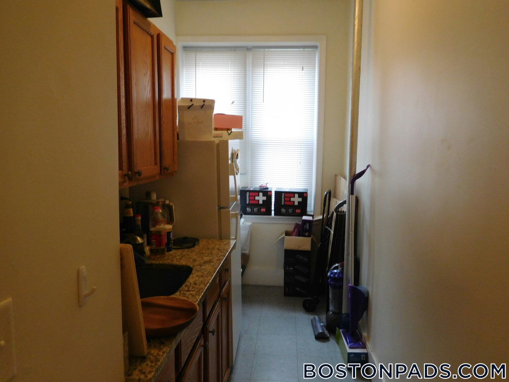 Building Photo - 97 St Stephen St