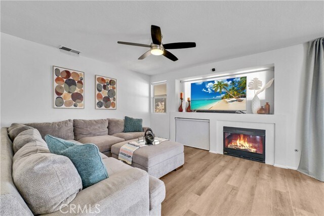 Building Photo - 13385 Knollwood Dr