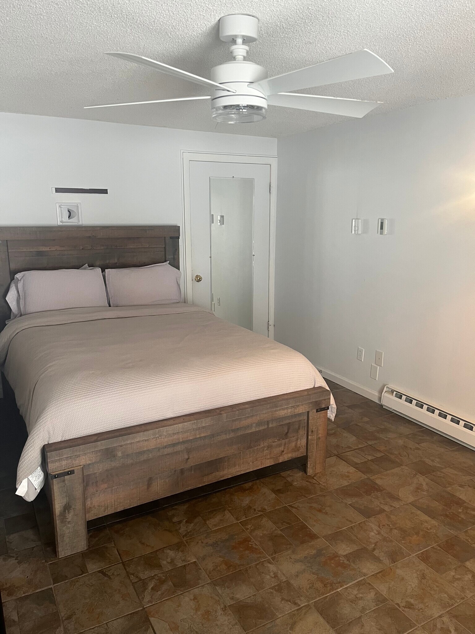 Guest Bedroom and Office - 23 Horizon Hill Rd