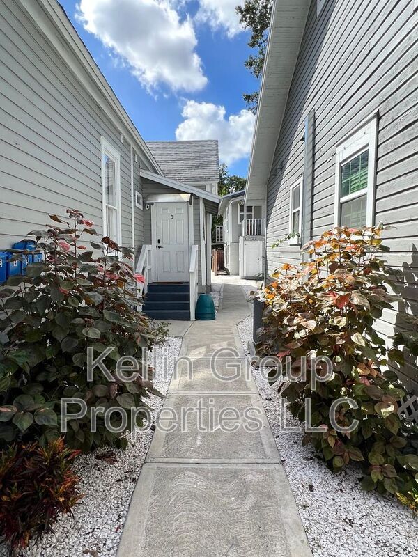 Primary Photo - 308 W Amelia Ave