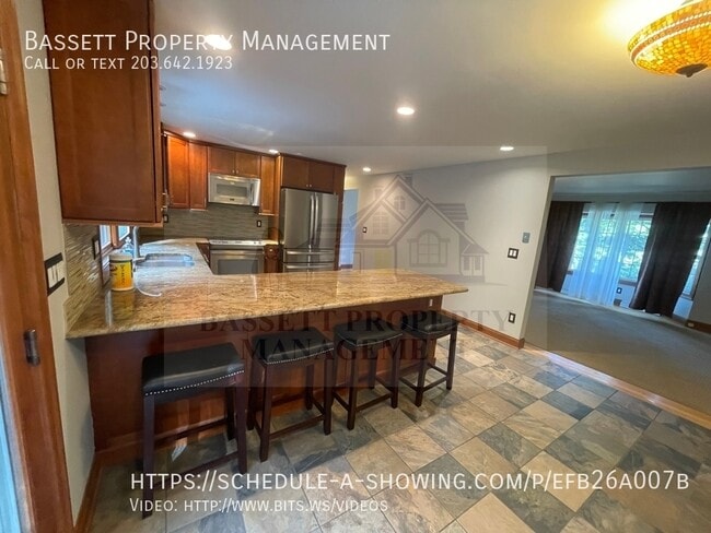 Building Photo - 9 Pine Knob Terrace