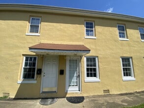 Building Photo - 1115 Winchester St