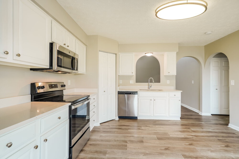 Building Photo - 4880 Grimm Dr