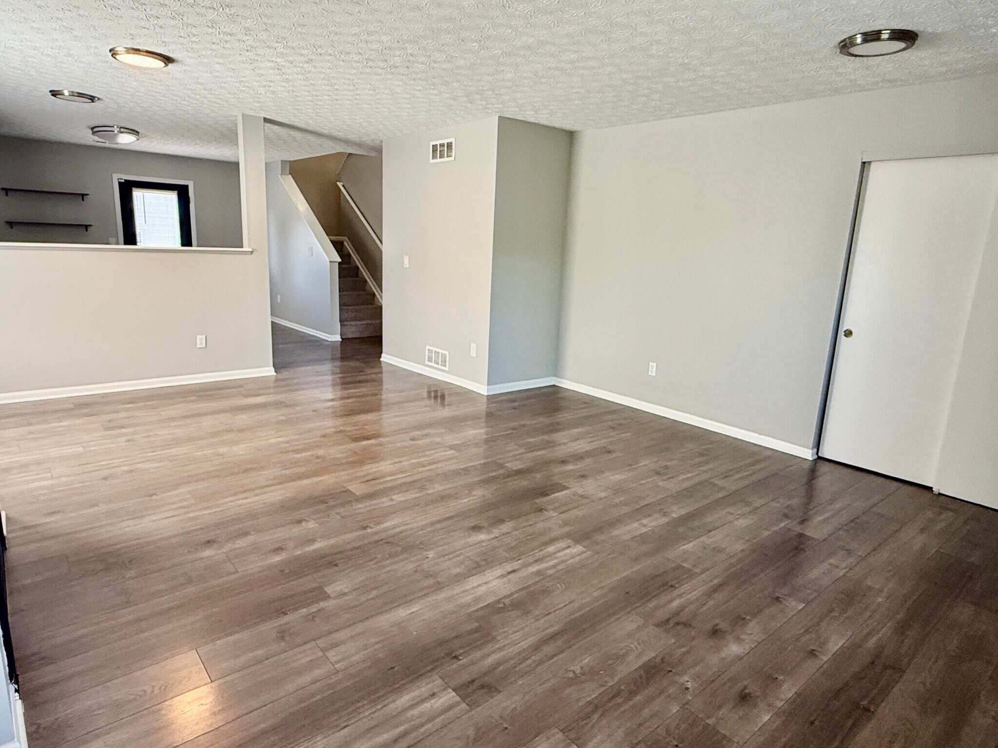 Building Photo - 4681 Grandover Dr