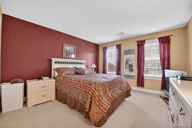 Building Photo - 36 Deangelis Dr