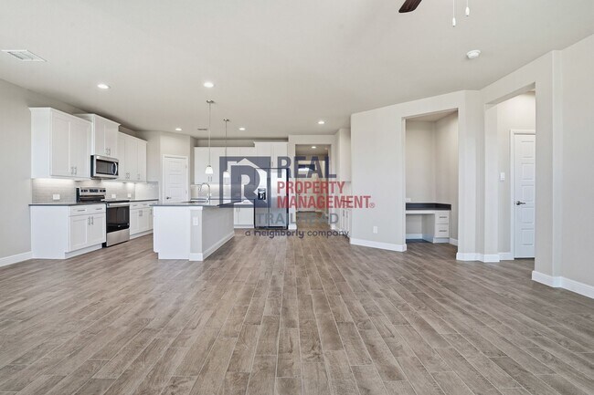 Building Photo - Stylish Open-Concept 4-Bedroom Home with Smart Interior Flow