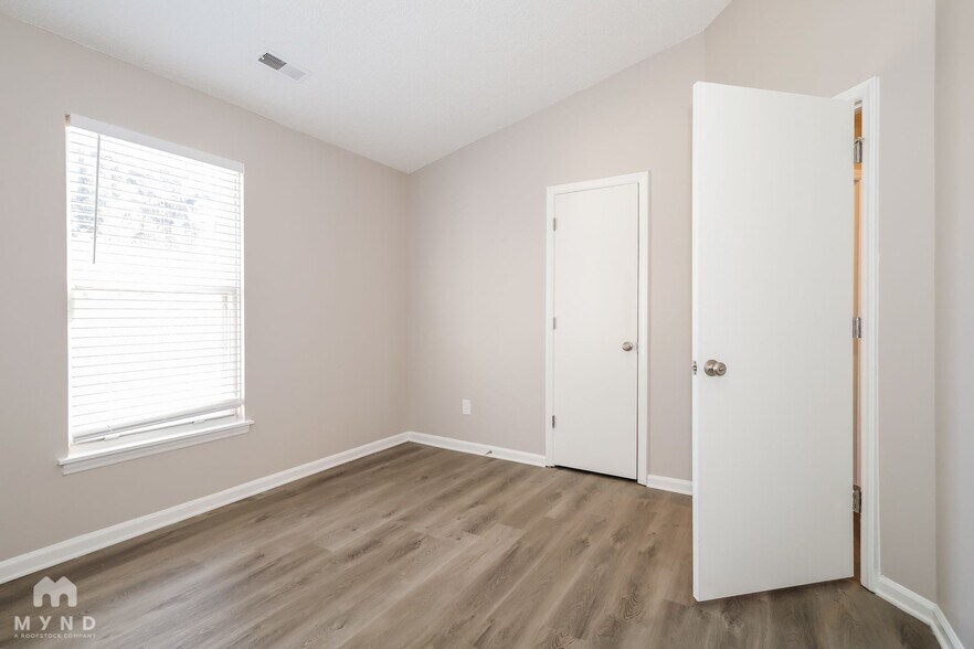 Building Photo - 4920 Harri Ann Dr