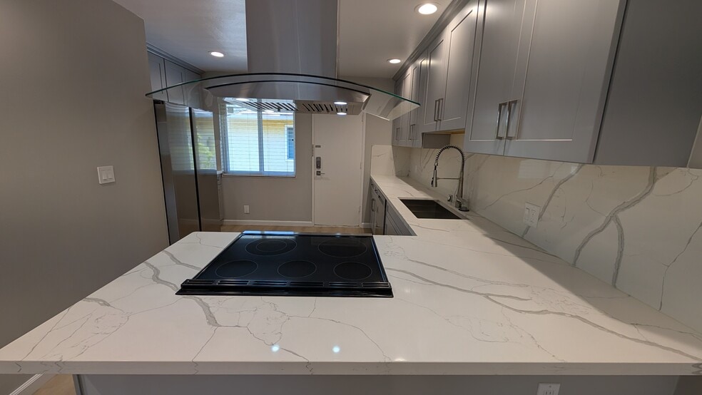 Cover - Kitchen - 676 Grand Fir Ave
