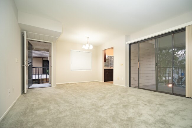 Building Photo - 8538 Summerdale Rd