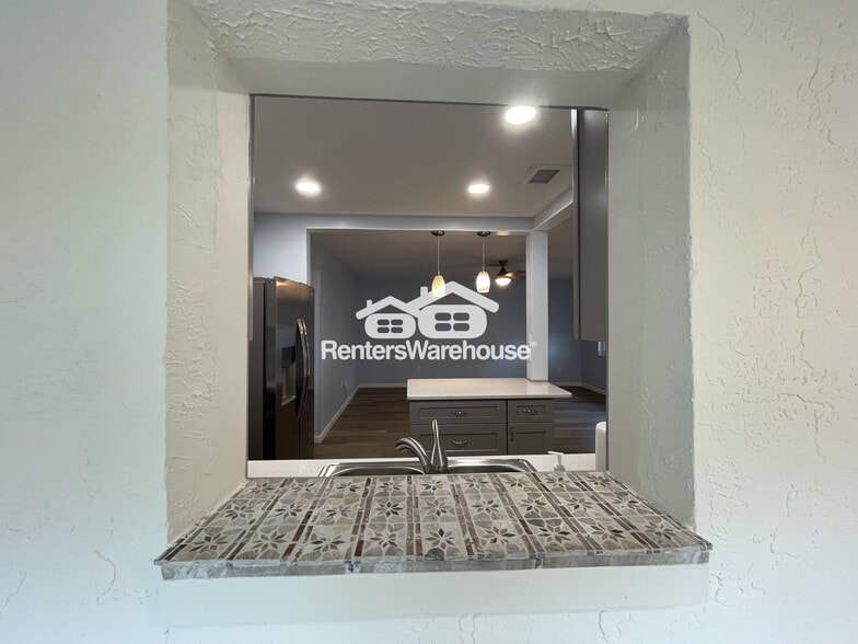 Building Photo - 110 Gloucester Blvd