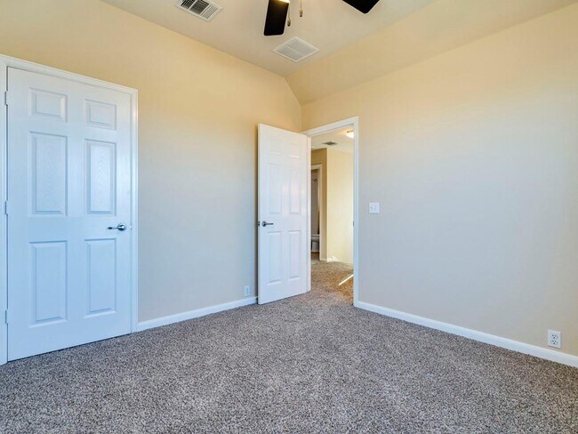 Building Photo - 14812 Avery Ranch Blvd