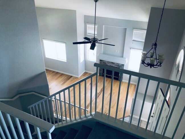 Building Photo - WONDERFUL 2 STORY HOME IN THE HEART OF GREEN VALLEY 3 BED 2.5 BATH BEAUTIFULLY LANDSCAPED!