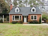 Building Photo - 209 Carbonton Rd