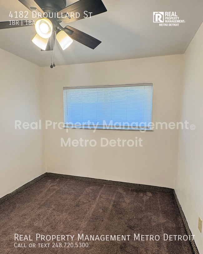 Building Photo - 4182 Drouillard St