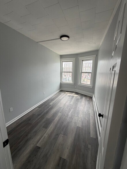 Building Photo - 255 Lafayette St