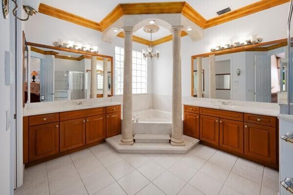 Building Photo - 576 NW 120th Dr