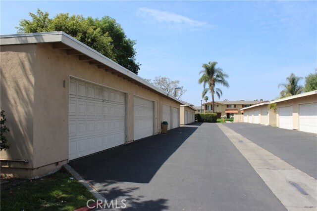 Building Photo - 17272 Nisson Rd