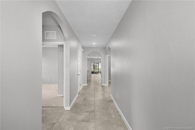 Building Photo - 10575 Jem St