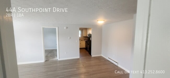 Building Photo - 44 Southpoint Dr