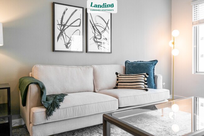 Building Photo - 151 7th St S