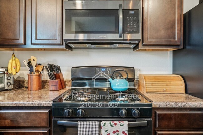 Building Photo - 8215 Blue Canal