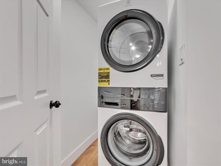 Building Photo - 53 S Marshall St