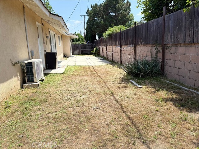 Building Photo - 4835 Fiesta Ave