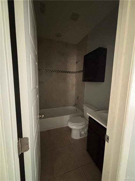 Building Photo - 5 Garden Ridge Dr