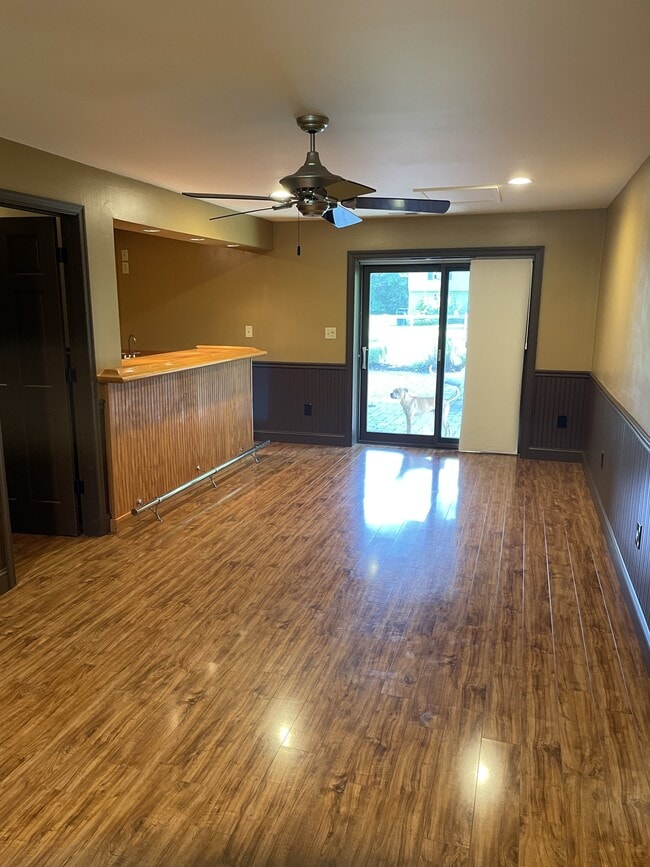 Building Photo - 725 Masons Beach Rd