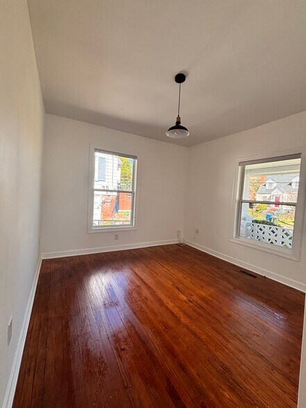 Building Photo - 620 Massey Ave