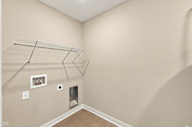 Building Photo - 9599 Beckett St