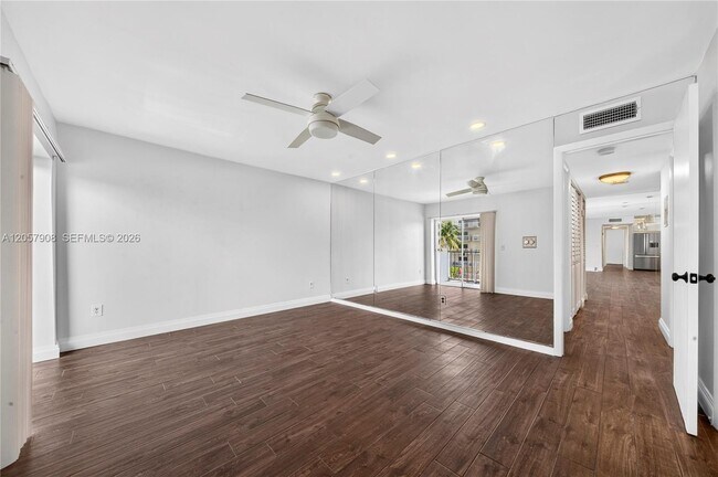 Building Photo - 3642 NE 171 St