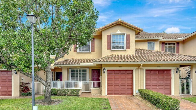 Building Photo - 3387 Lakeside Dr