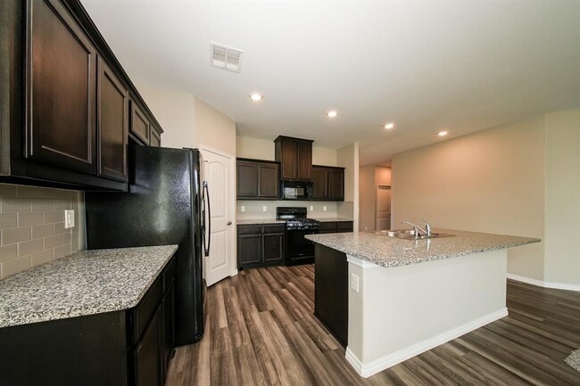 Building Photo - 2516 Colby Ct