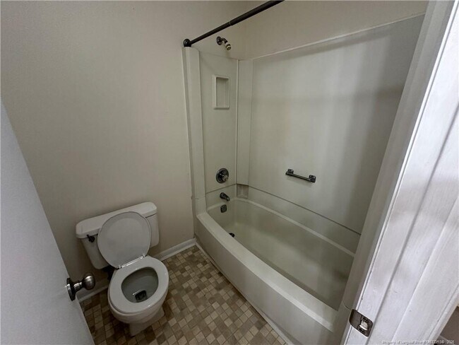 Building Photo - 6903 Flying Cloud Ln