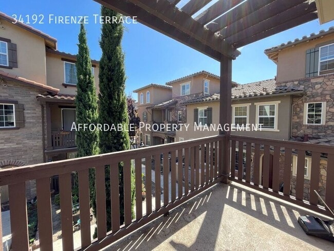 Building Photo - 34192 Firenze Terrace