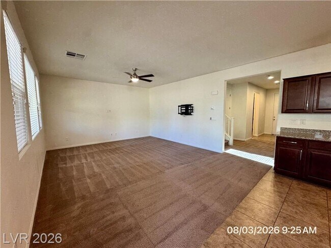 Building Photo - Beautiful 4BR Home with Huge Loft, Gourmet Kitchen & Covered Patio