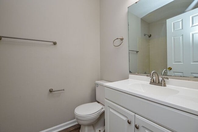 Building Photo - Easy Commute to the University or Uptown Charlotte COMING SOON!!!