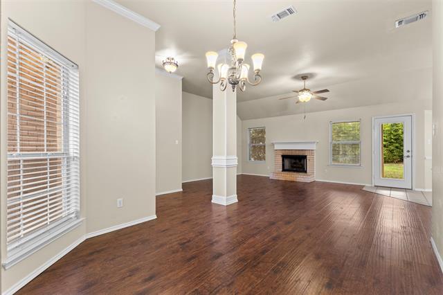 Building Photo - 1607 Cheyenne Trail