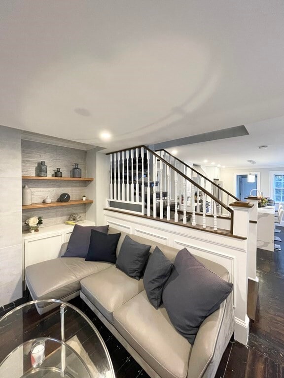 Building Photo - 36 Joy St