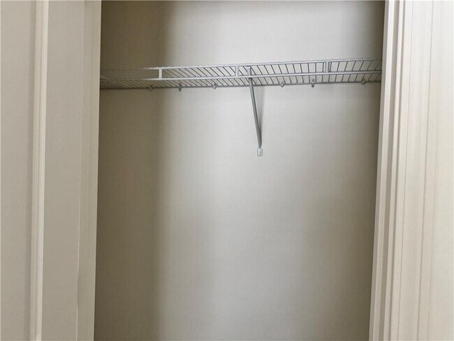 Building Photo - 1051 Paddington Dr